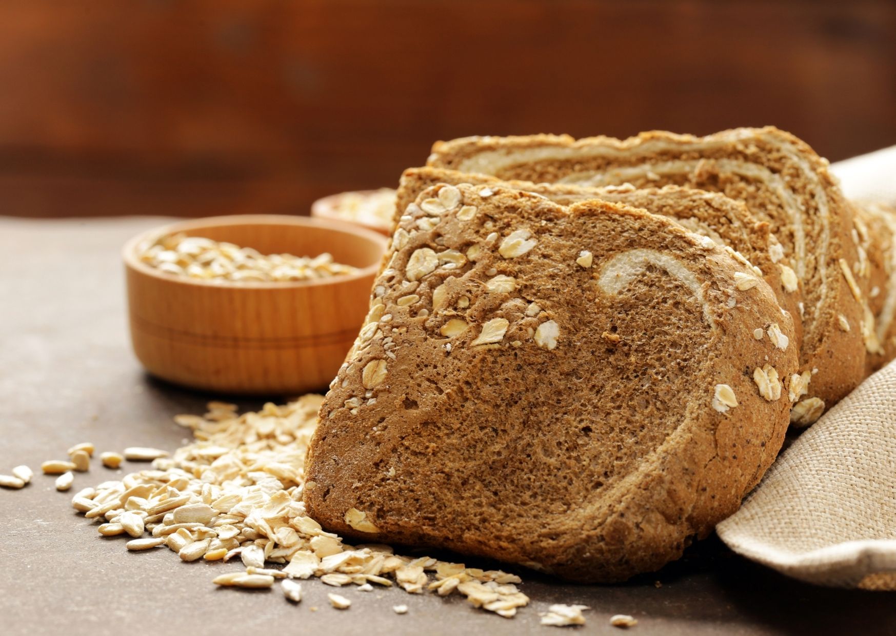 Pan de avena con sabor a ajo