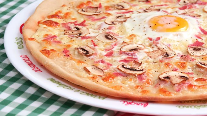 Como hacer masa para pizza italiana fina y crujiente