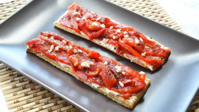 Hojaldre con pimientos asados