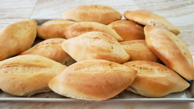 Michas o Bolillos